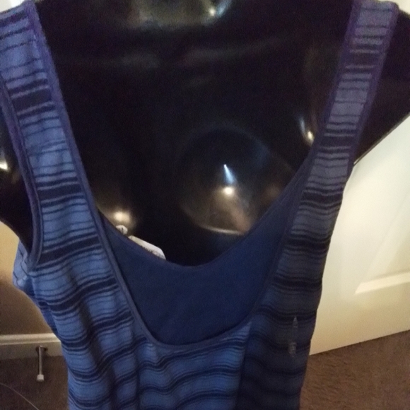 Athleta Navy Blue Stripe Mesh Tank top NWOT - Picture 3 of 4